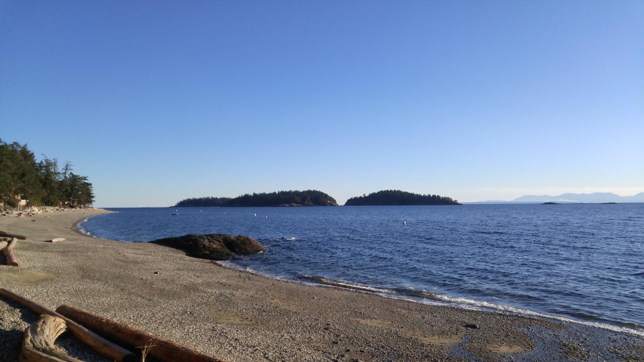 Sunshine Coast Treetop B&B Sechelt Exterior foto