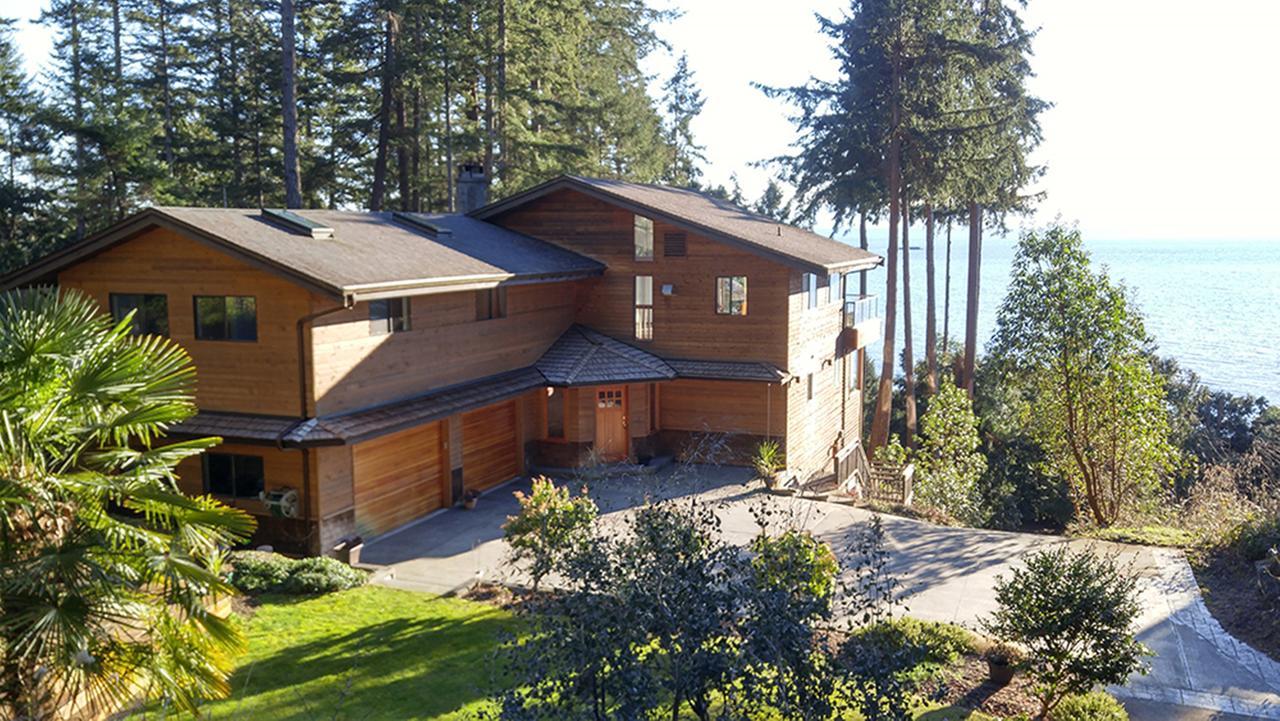 Sunshine Coast Treetop B&B Sechelt Exterior foto