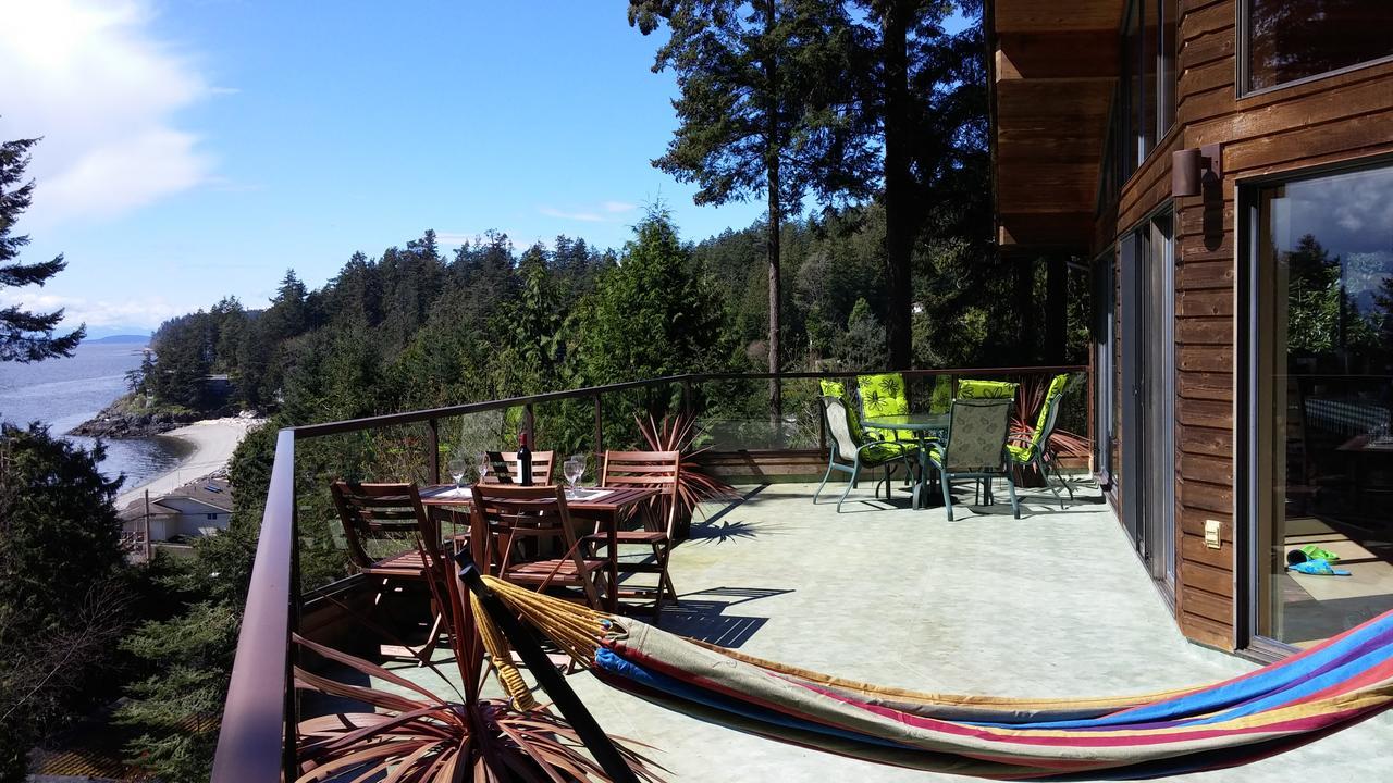 Sunshine Coast Treetop B&B Sechelt Exterior foto